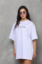 T-shirt Oversize Unisex Z Okrągłym Dekoltem I Nadrukiem - Biały